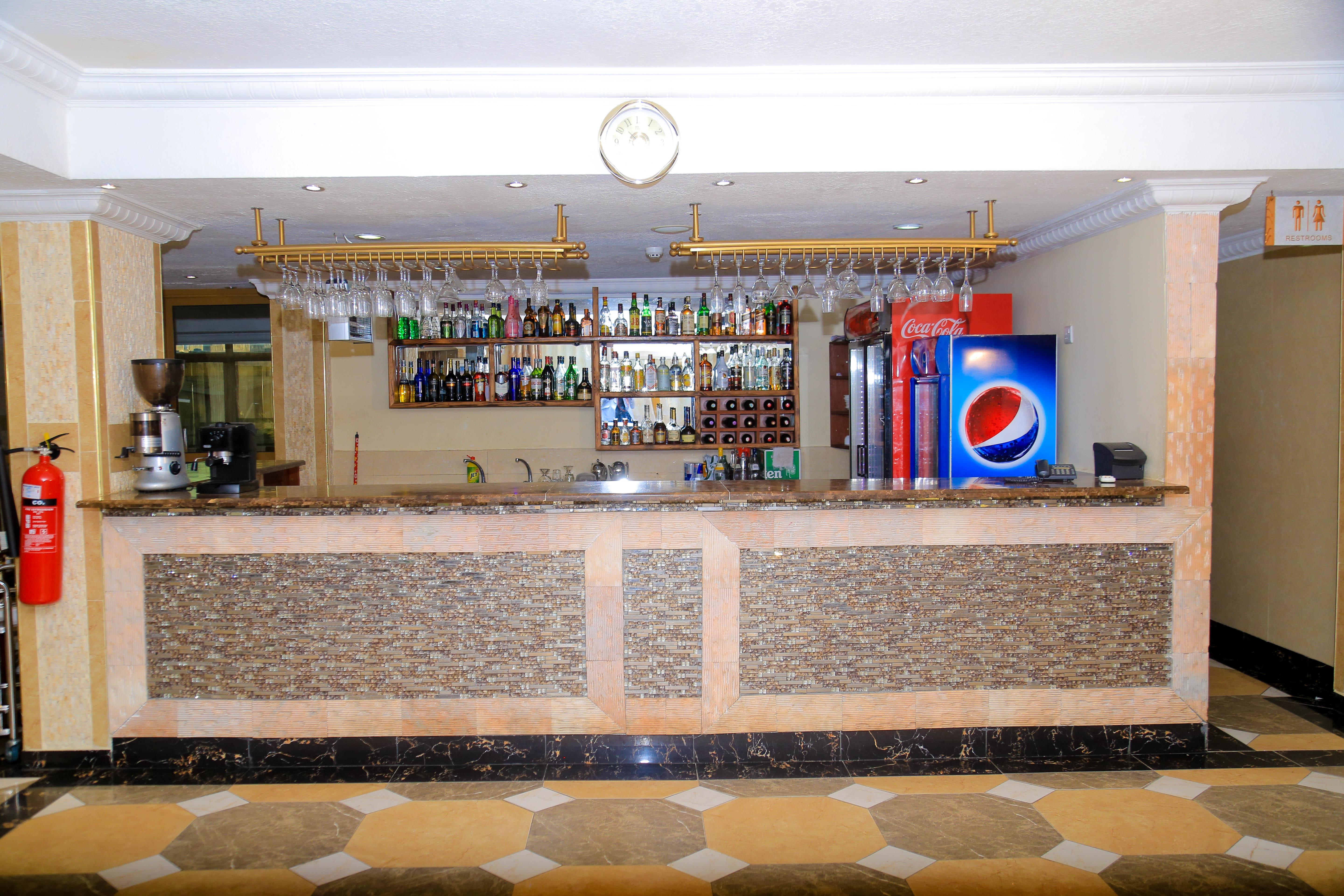 Tiffany Diamond Hotels Ltd - Indira Gandhi Street Daressalam Exterior foto